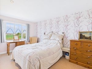 Bedroom- click for photo gallery